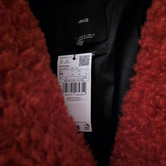 NWT MANGO women's faux fur eureka red boucle long winter coat M - Picture 4 of 6